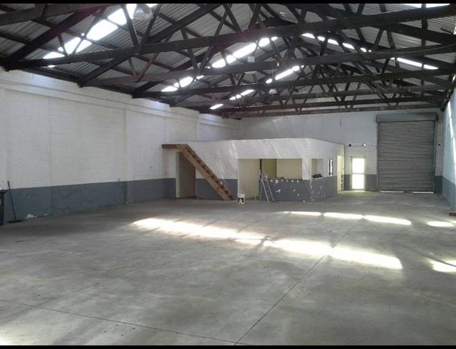 420M² WAREHOUSE TO LET IN MAITLAND